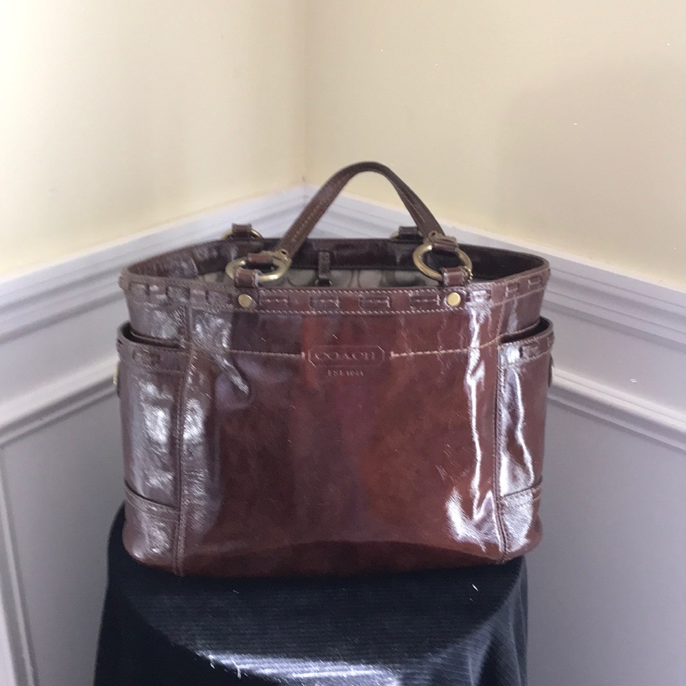 Coach dark brown soft leather bag. Great condition